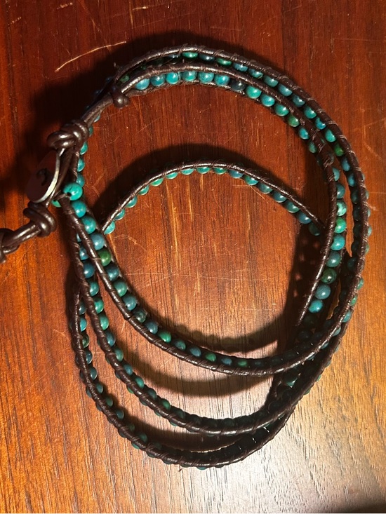 Jewelry - Green beaded wrap bracelet with leather. No visible mark but Chan Luu style.